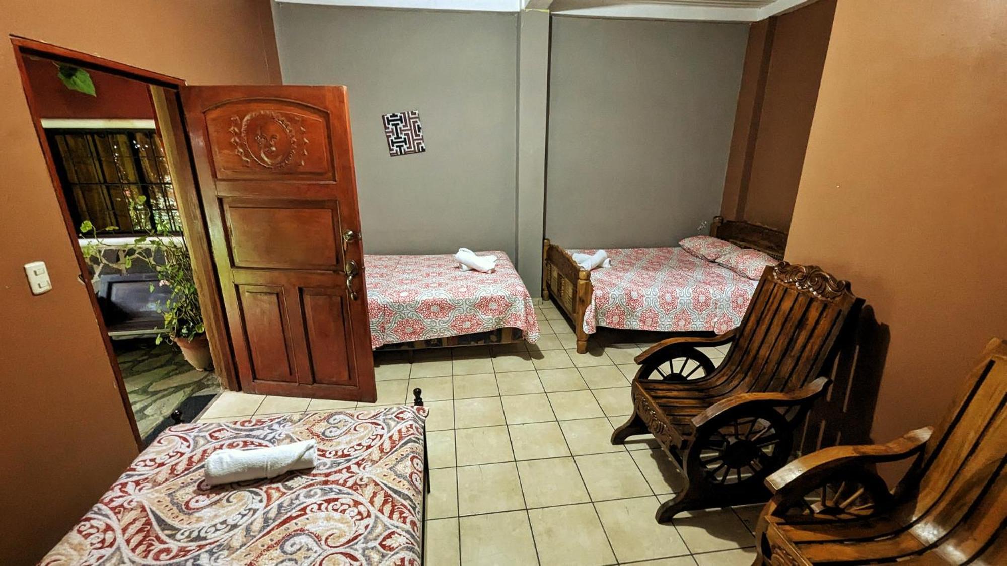 1961 Los Naranjos Hostal Esterno foto